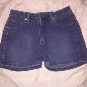 Lee women’s jean shorts